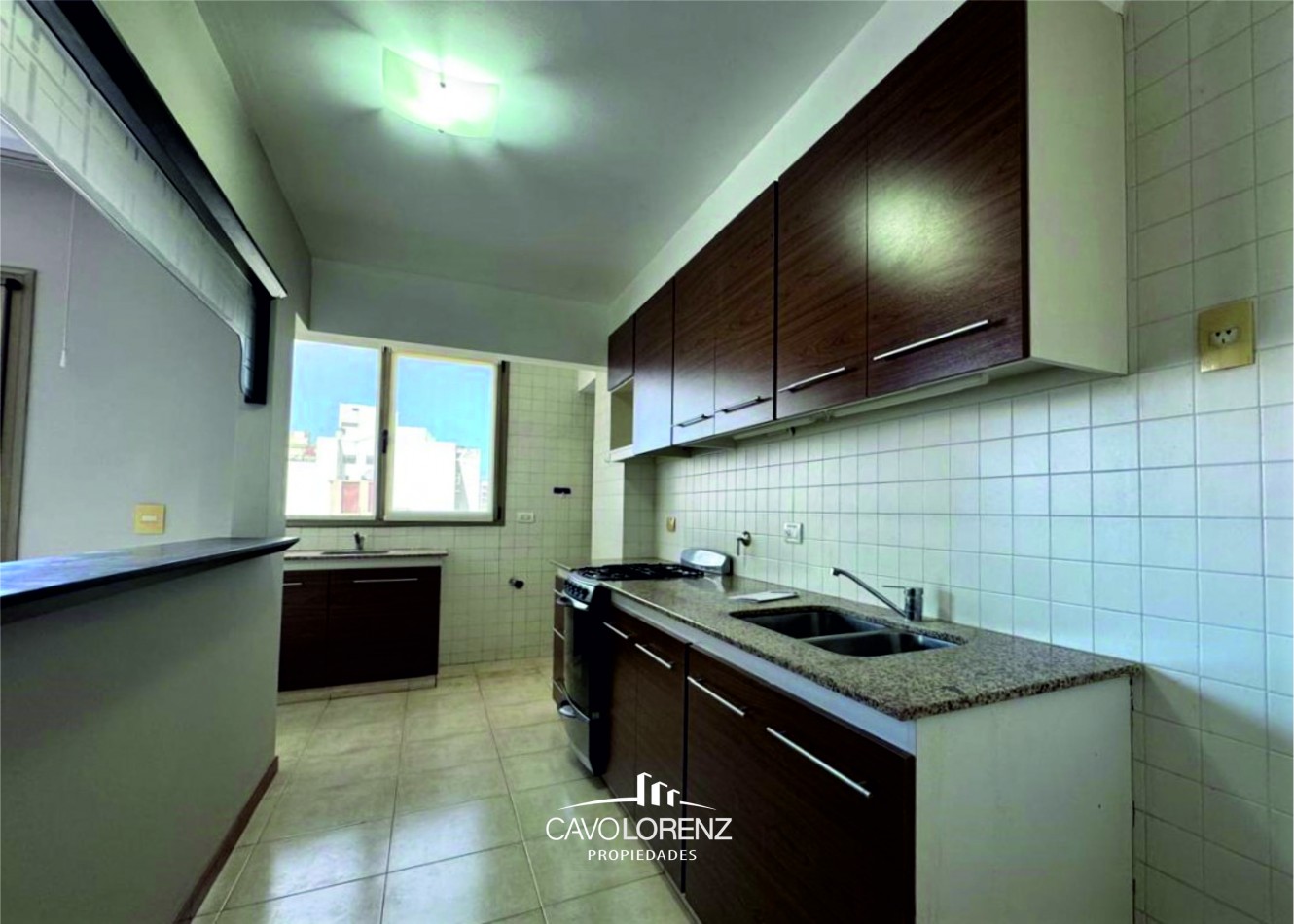 Alquiler- Alberti casi Cordoba - impecable 3 ambientes con cochera