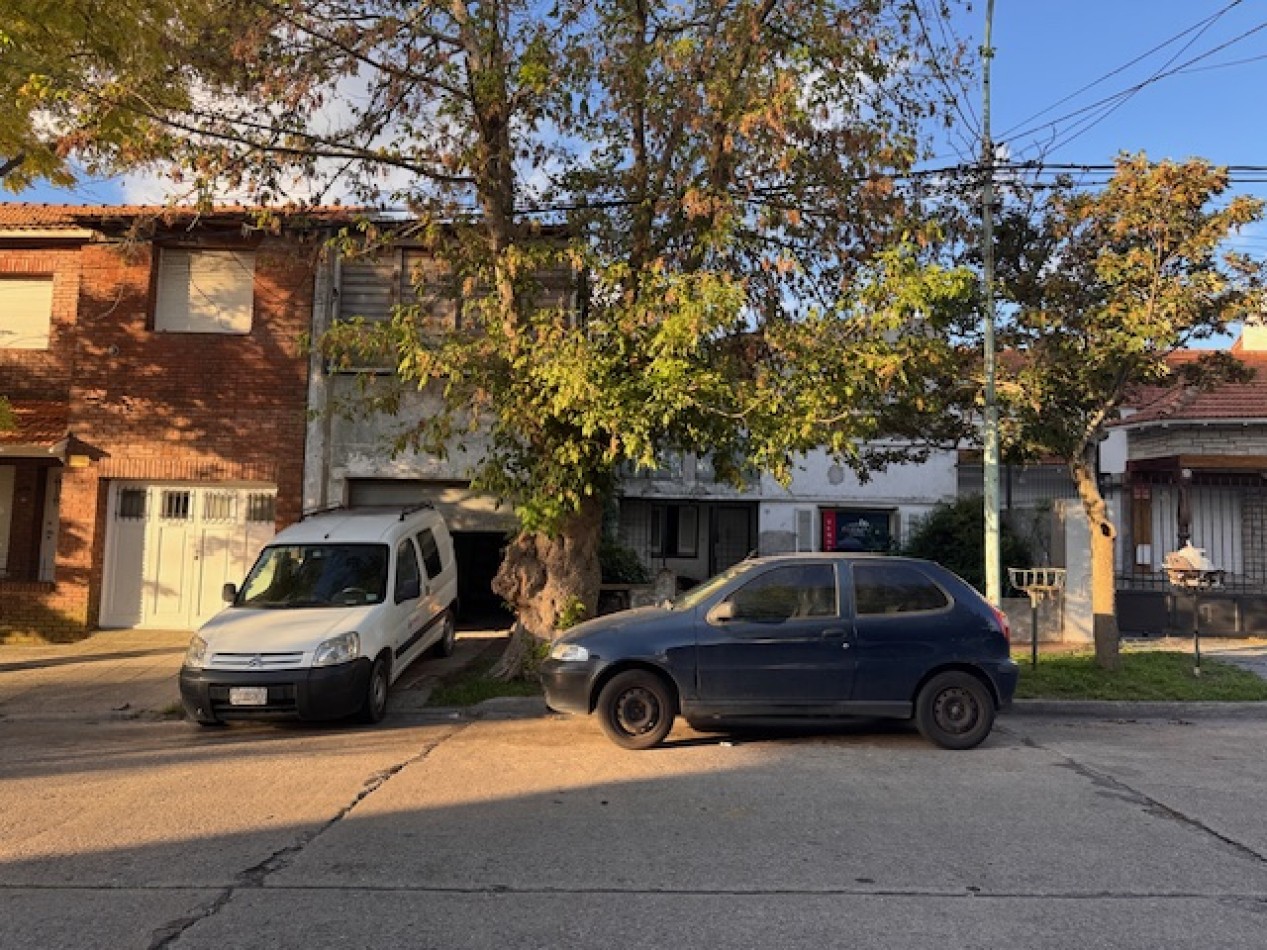 Laprida 2269 - Lote de 10.39 x 43.30 - Casa a demoler - Excelente entorno