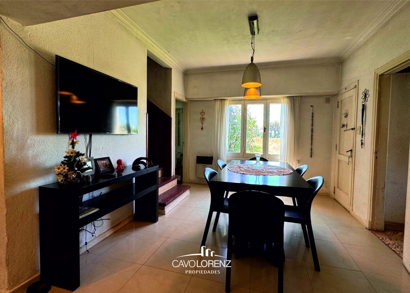 Coronel Vidal -Hermoso chalet 5 ambientes en excelente estado