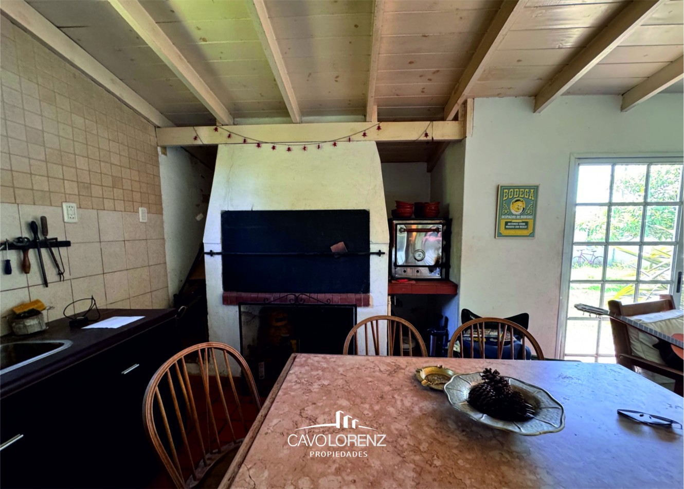 Coronel Vidal -Hermoso chalet 5 ambientes en excelente estado