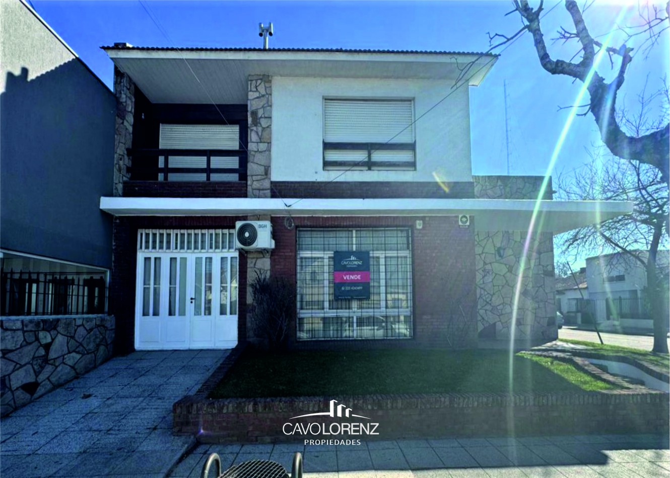 San Jose -Dorrego 3609 - Chalet 5 ambientes con garaje y terraza