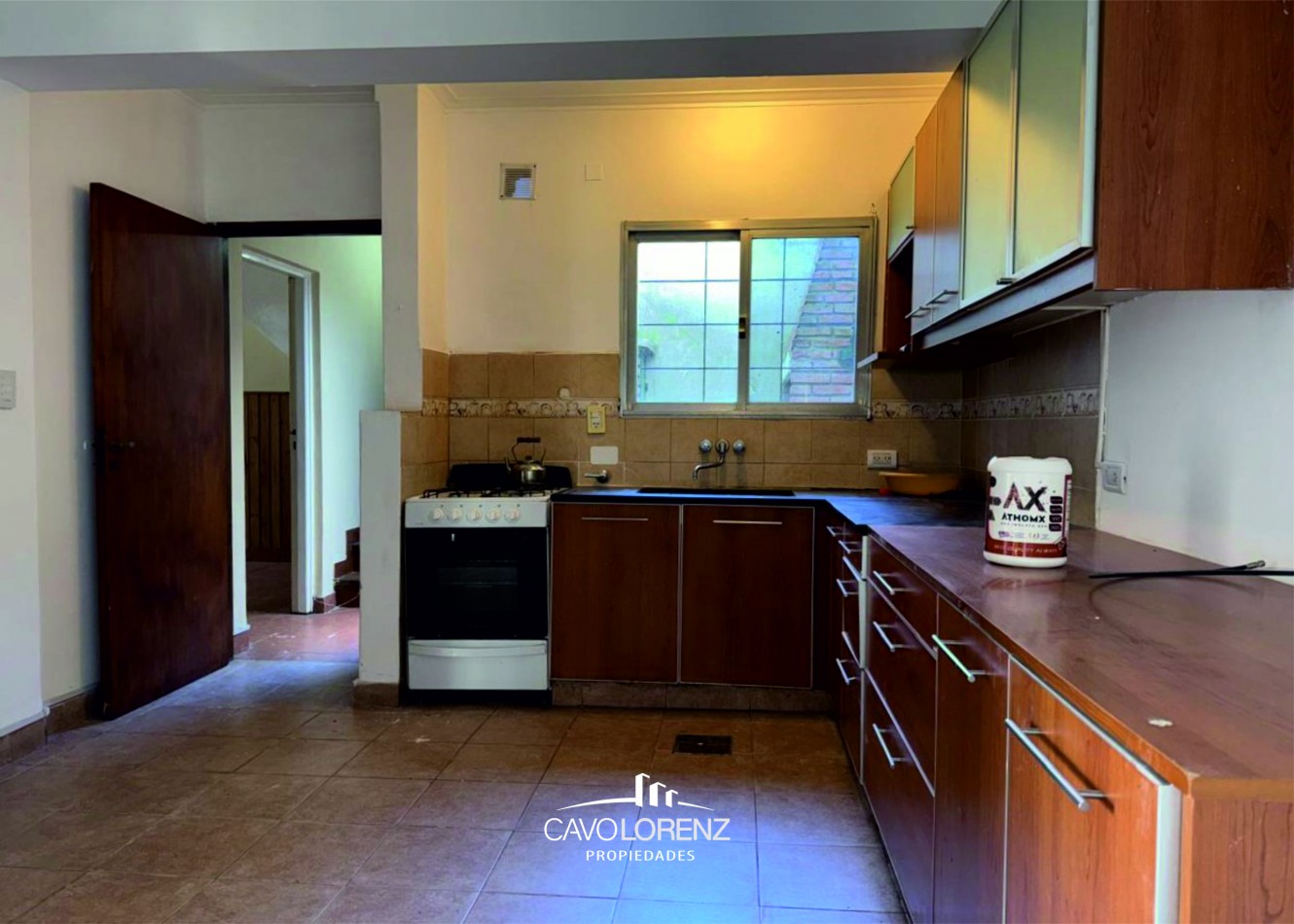 San Jose -Dorrego 3609 - Chalet 5 ambientes con garaje y terraza