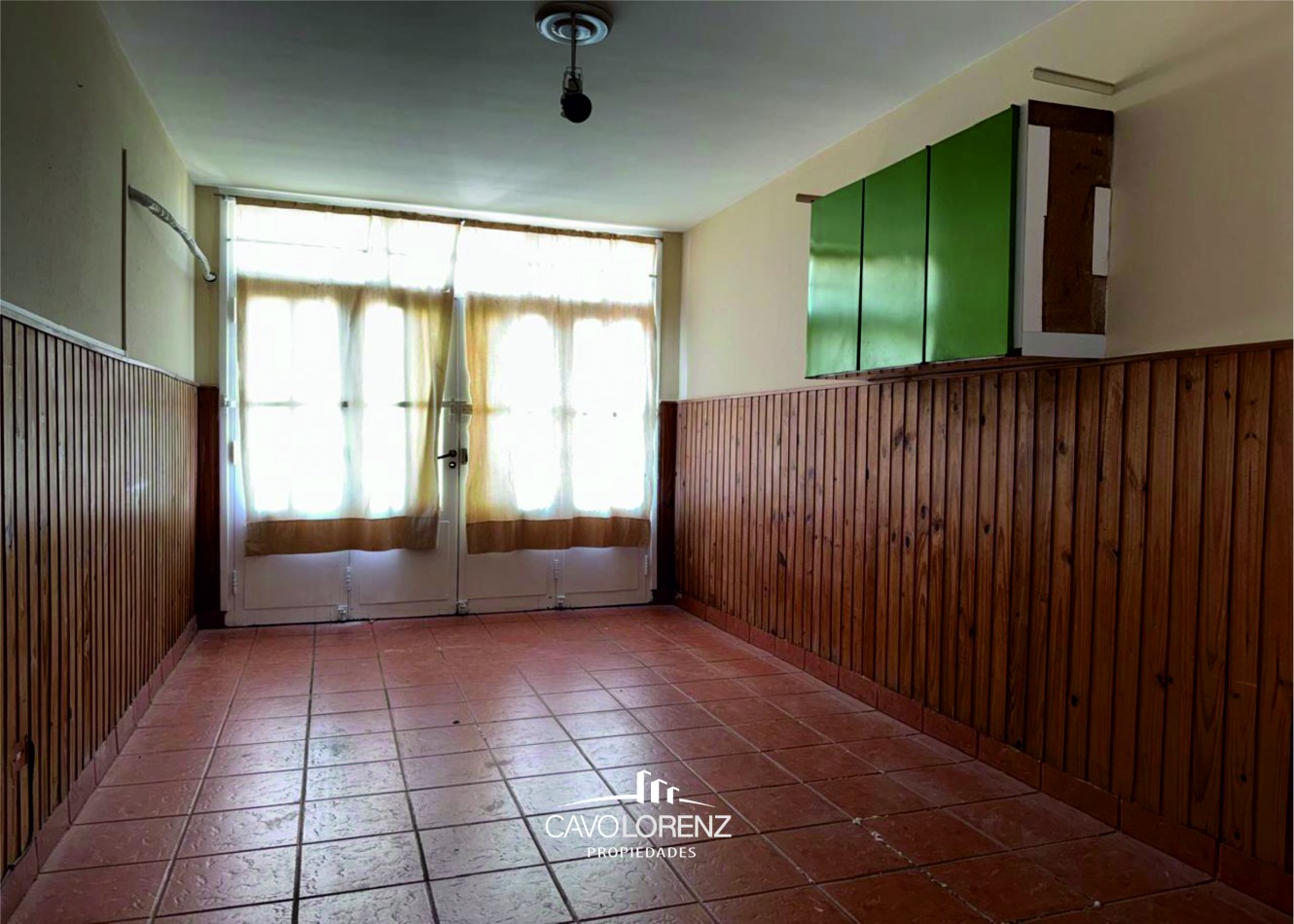 San Jose -Dorrego 3609 - Chalet 5 ambientes con garaje y terraza