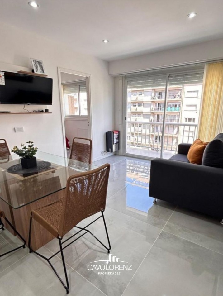 Lamadrid 2188 7° A - Magnifico 3 ambientes al frente con balcon, totalmente reciclado y amoblado