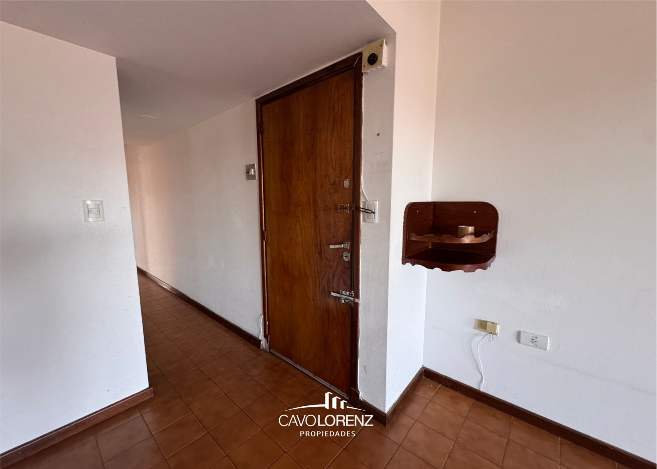 Tucuman 3340- Dep. 3 ambientes con cochera frente a plaza Guemes