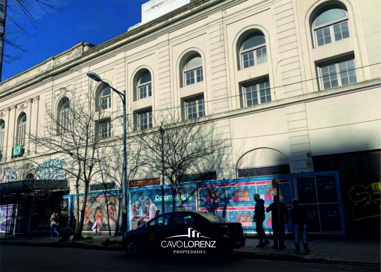 Magnifico Local comercial en Hipolito Yrigoyen y Belgrano