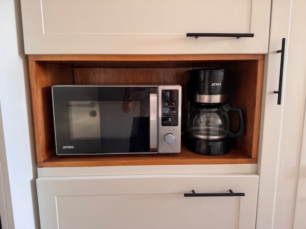 Playa Grande -Saavedra 279 - Alquiler temporario-Exclusivo Dpto 2 Amb.c/Cochera y balcon  a la calle  - SOLO P/ADULTOS