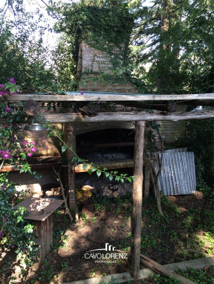 Sierra de los Padres - Pequeña cabaña sobre hermoso lote de 643 m2