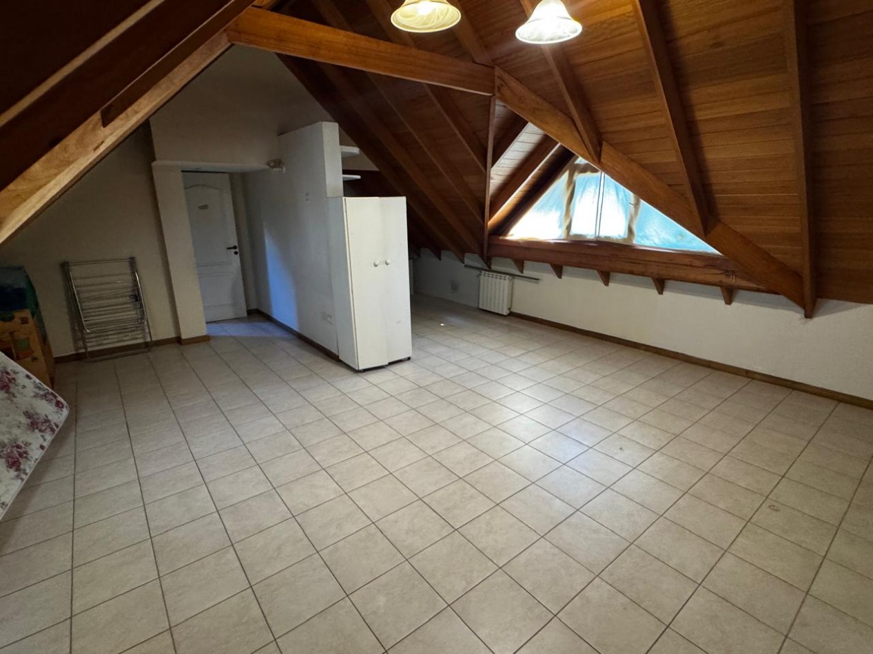 Alquiler - Alvarado 1983 - Alquiler de chalet de 3 ambientes con garaje para 2 dos autos y parrilla