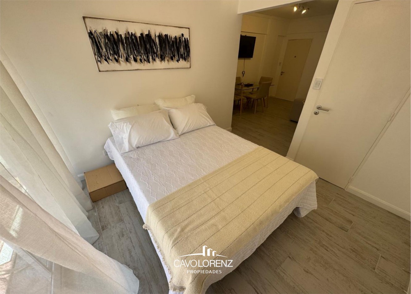 Falucho 1882 - Edificio Nijocali - Ambiente y medio desplazado, a la calle, totalmente reciclado