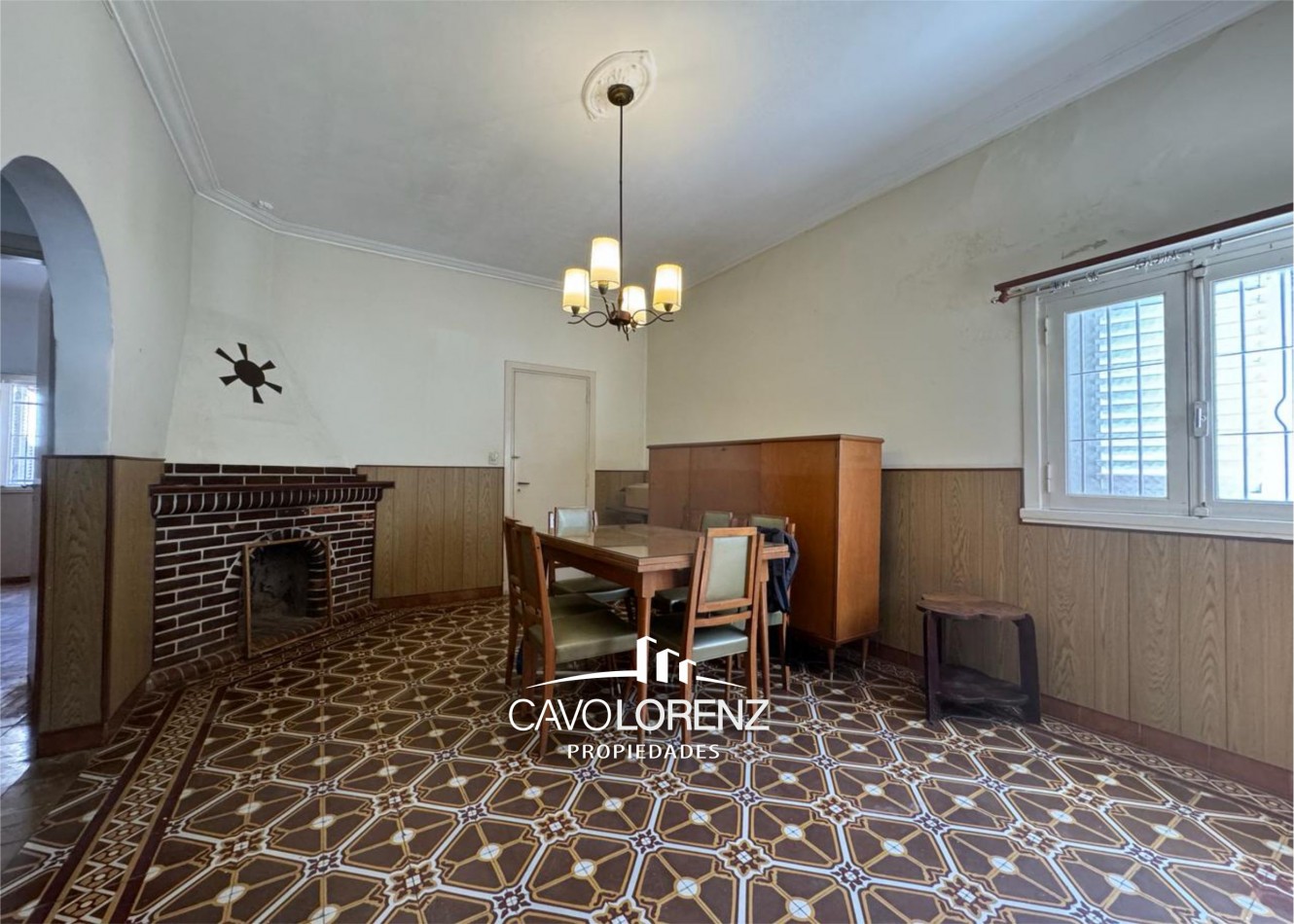 San Juan 2353 - Chalet de 4 ambientes con gran parque