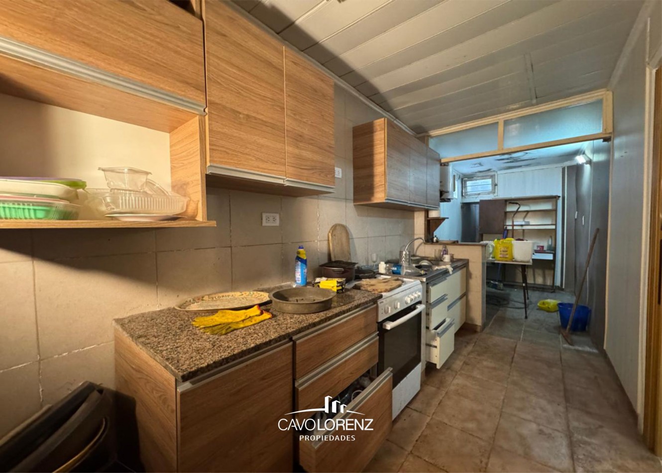 España 455 - PH de tres ambientes a la calle con garaje