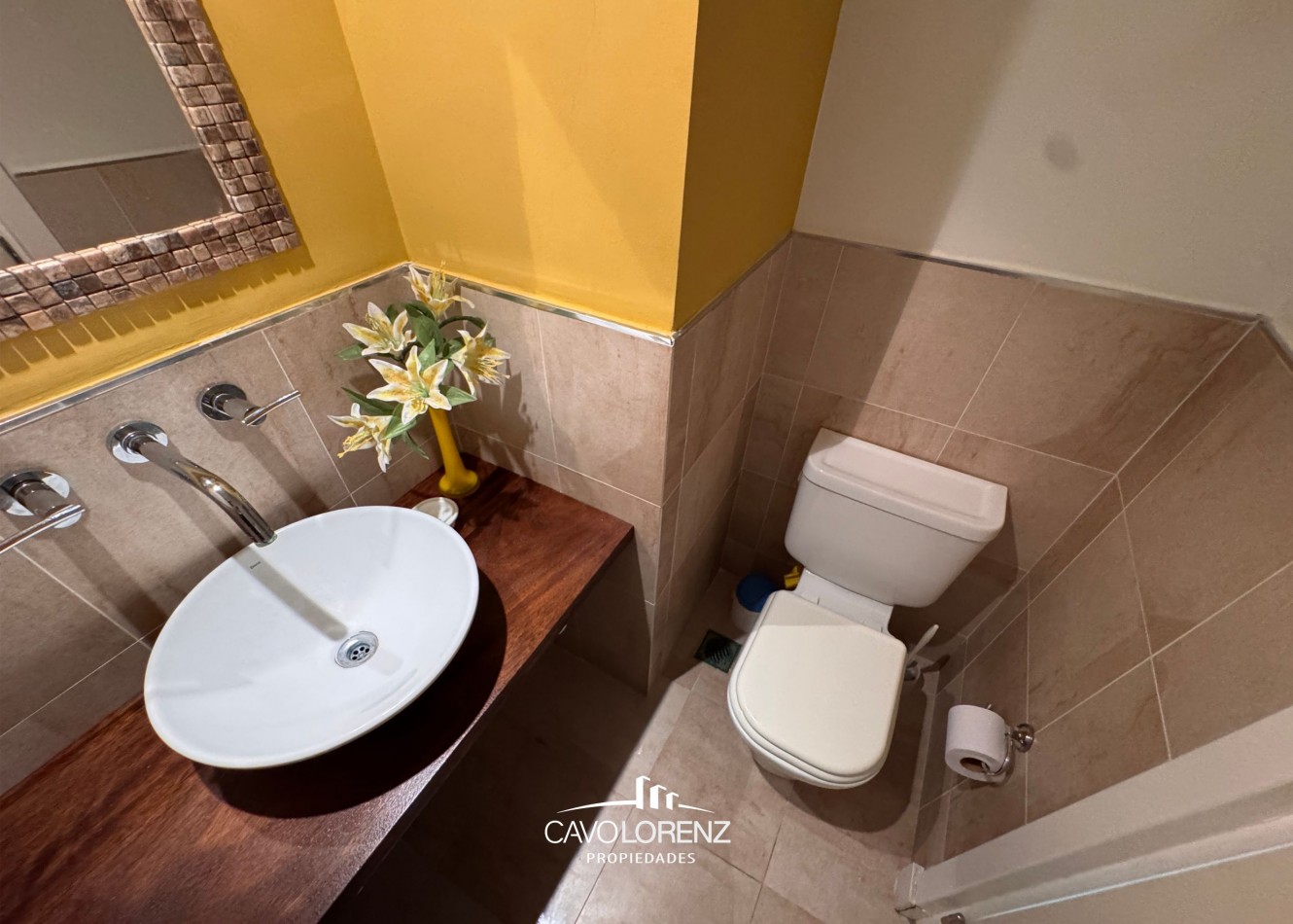 Gascon 651 - Magnifico tres ambientes con cochera descubierta y baulera