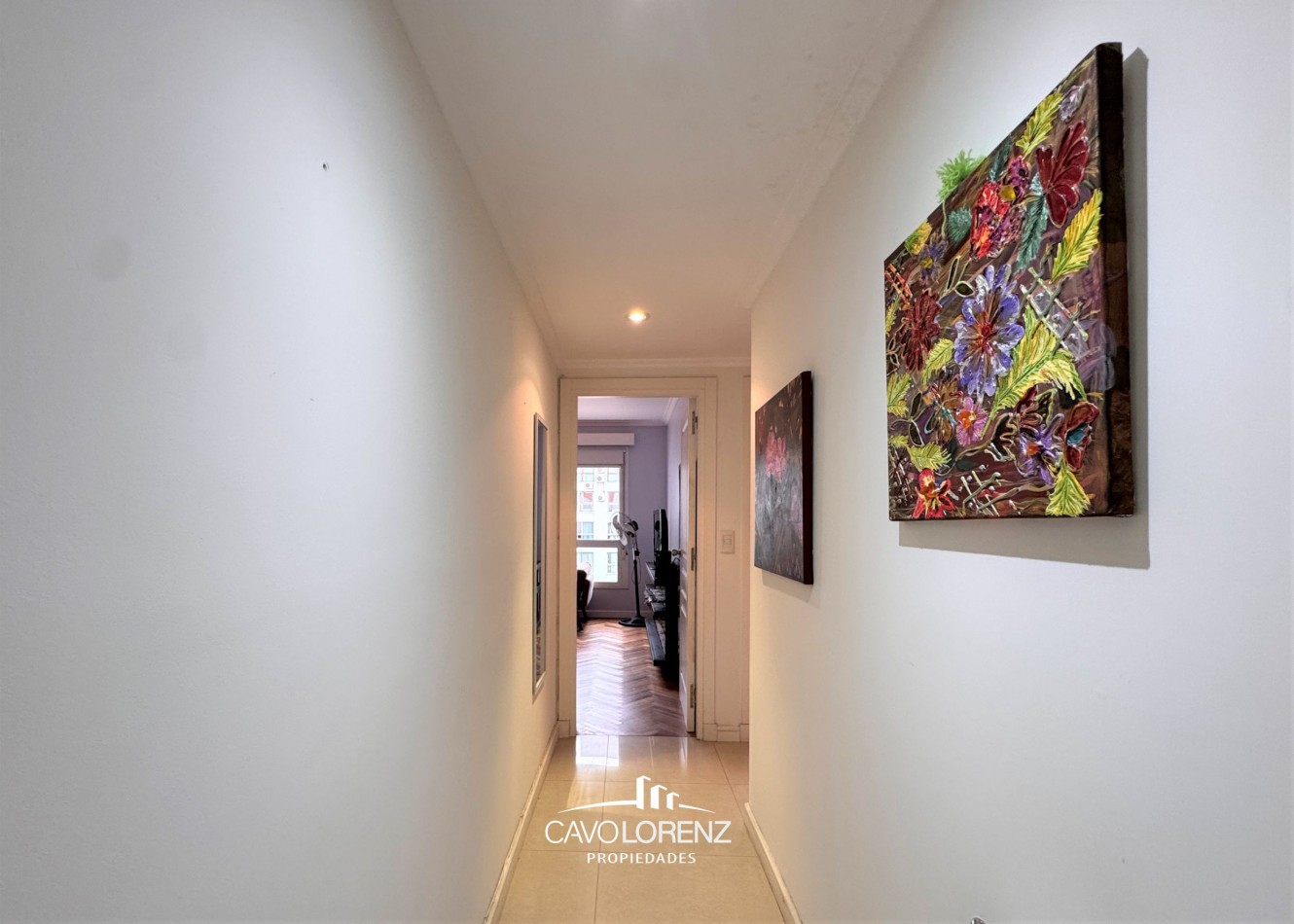 Gascon 651 - Magnifico tres ambientes con cochera descubierta y baulera