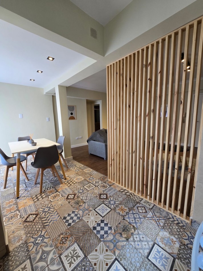 Belgrano 2350 - Departamento 2 ambientes con balcon a la calle, reciclado y amoblado