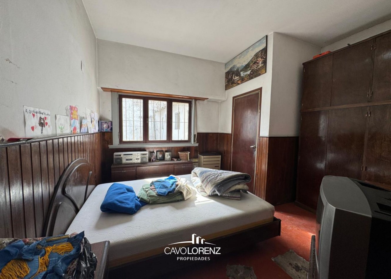 Castelli 2667 - PH de tres ambientes y local al frente