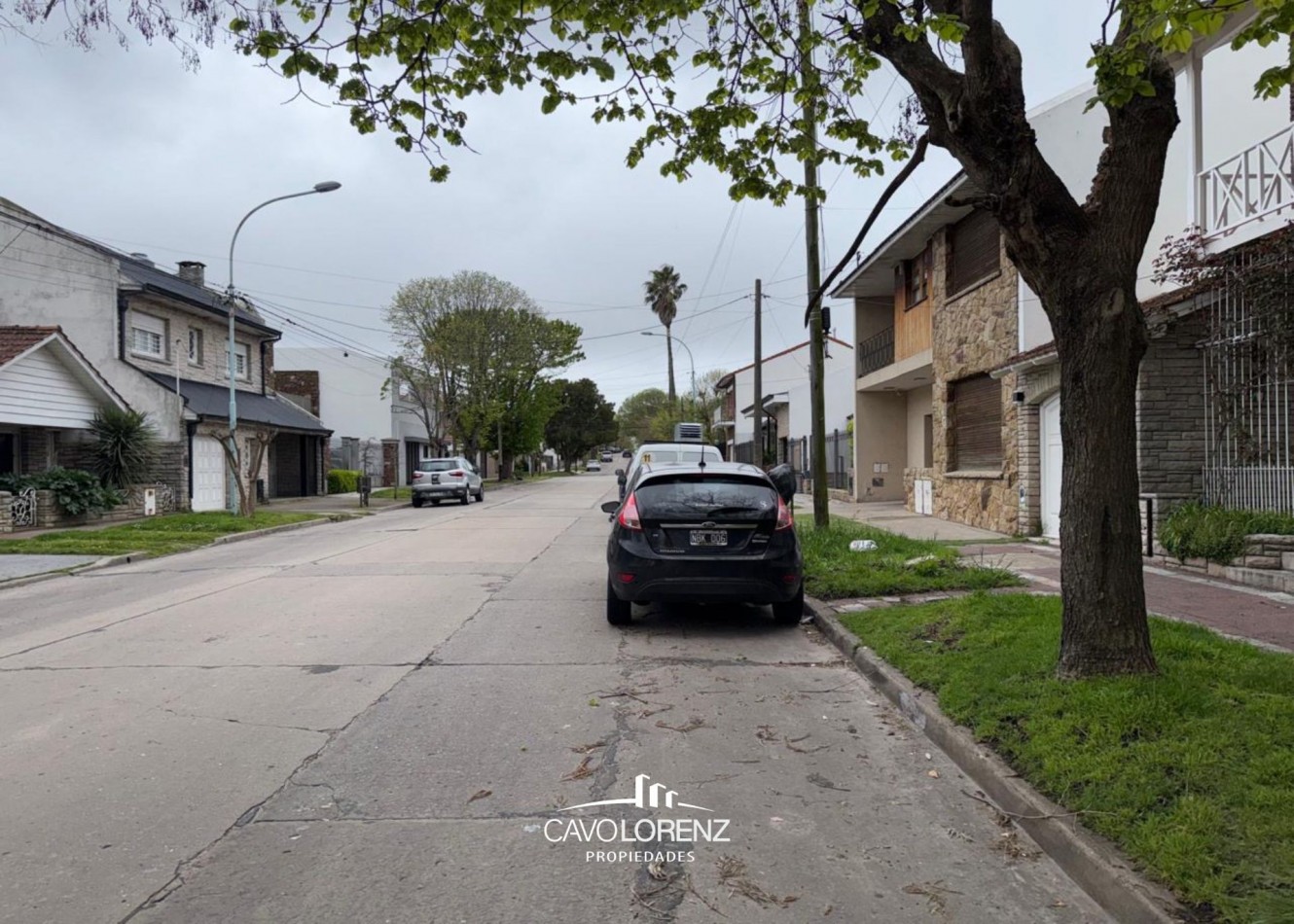 Chauvin - Santa Fe 3890, esquina Formosa - Propiedad en block - Vivienda mas 2 locales