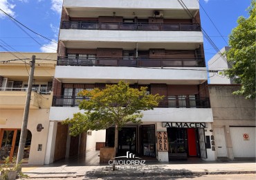 Tucuman 3340- Dep. 3 ambientes con cochera frente a plaza Guemes